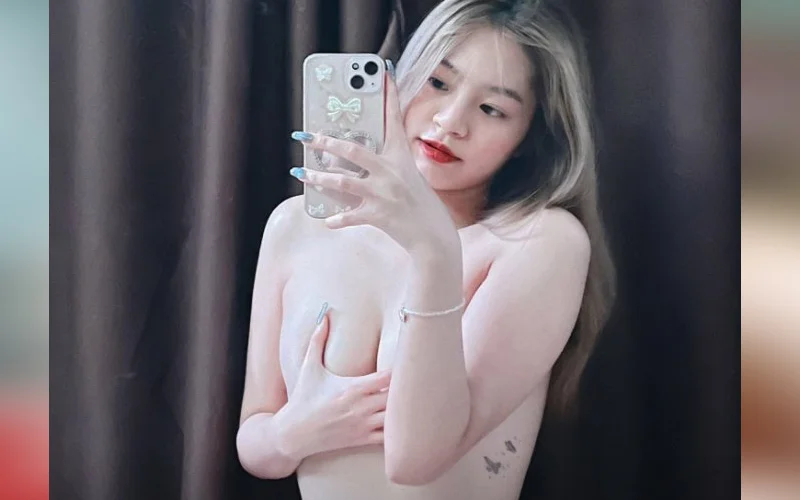 Gái Xinh Show Hàng TikTok